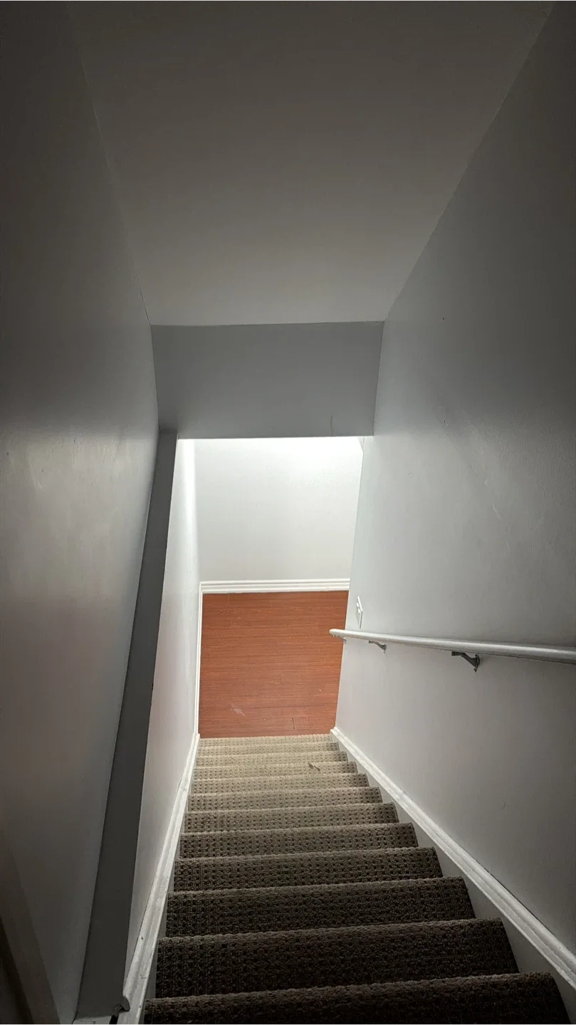 1 Bedroom Basement Milton – $1700, Utilities Included