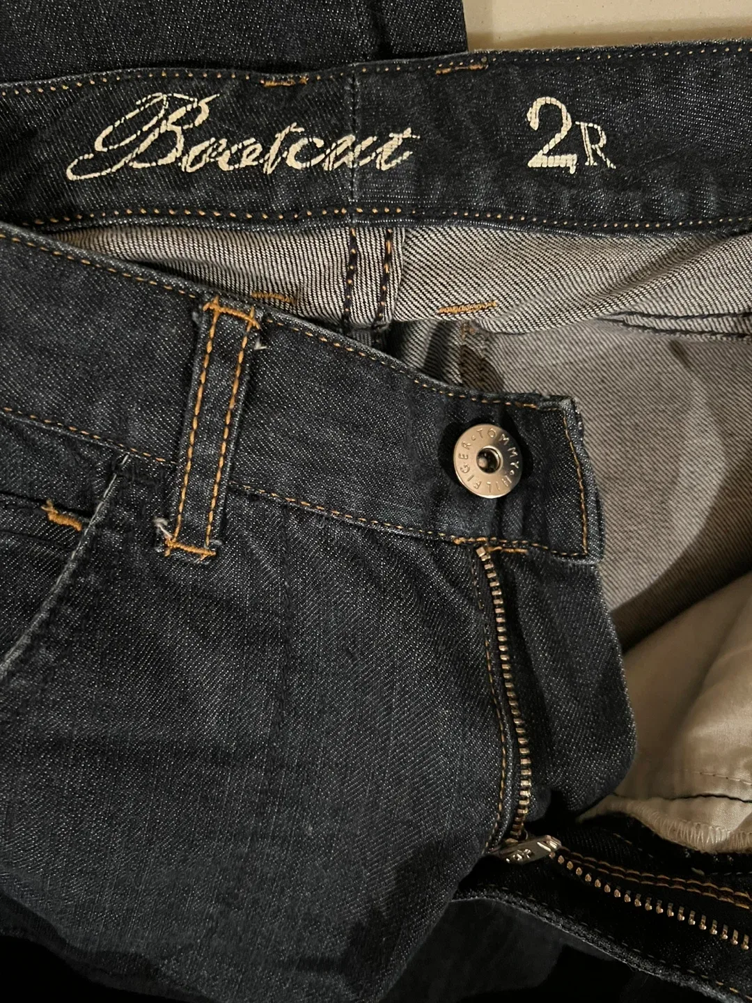 Tommy Hilfiger Bootcut Jeans - Size 4/10