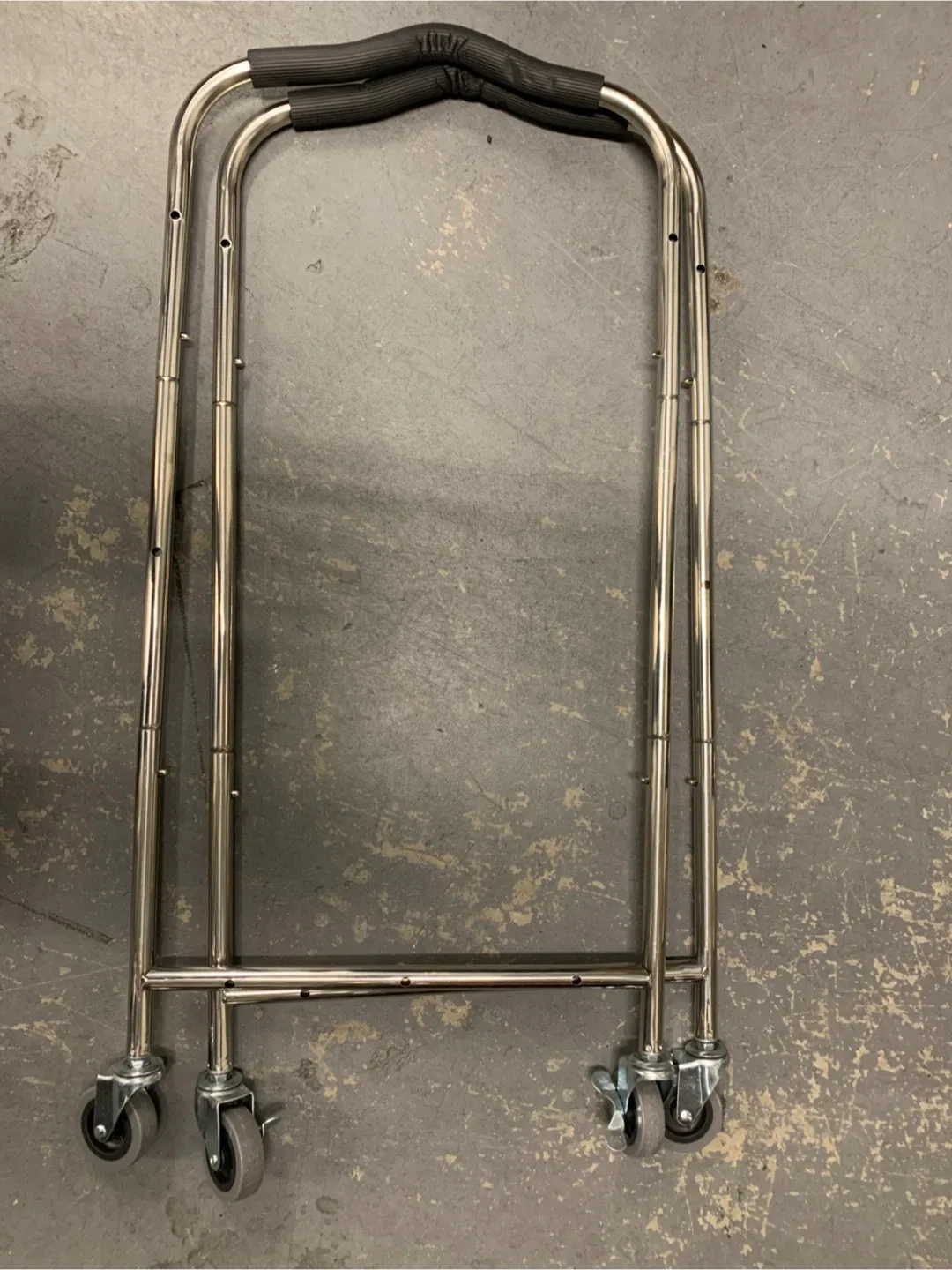 Rolling Laundry Hamper - 4 Large Bags image indicator(7)