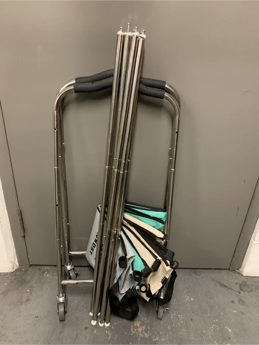 Rolling Laundry Hamper - 4 Large Bags image indicator(8)