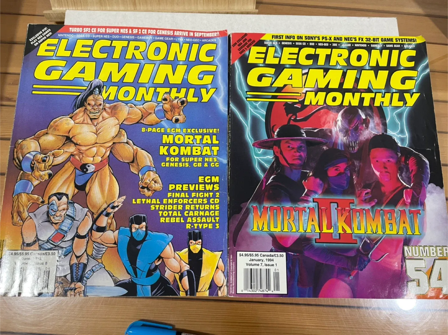 Comic Book Bundle: Batman, Richie Rich, Wizard, Scary Tales image indicator(10)