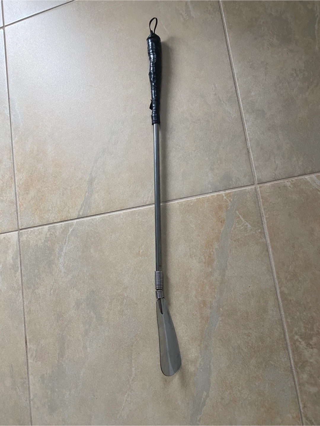 Long handled shoe horn - photo 3