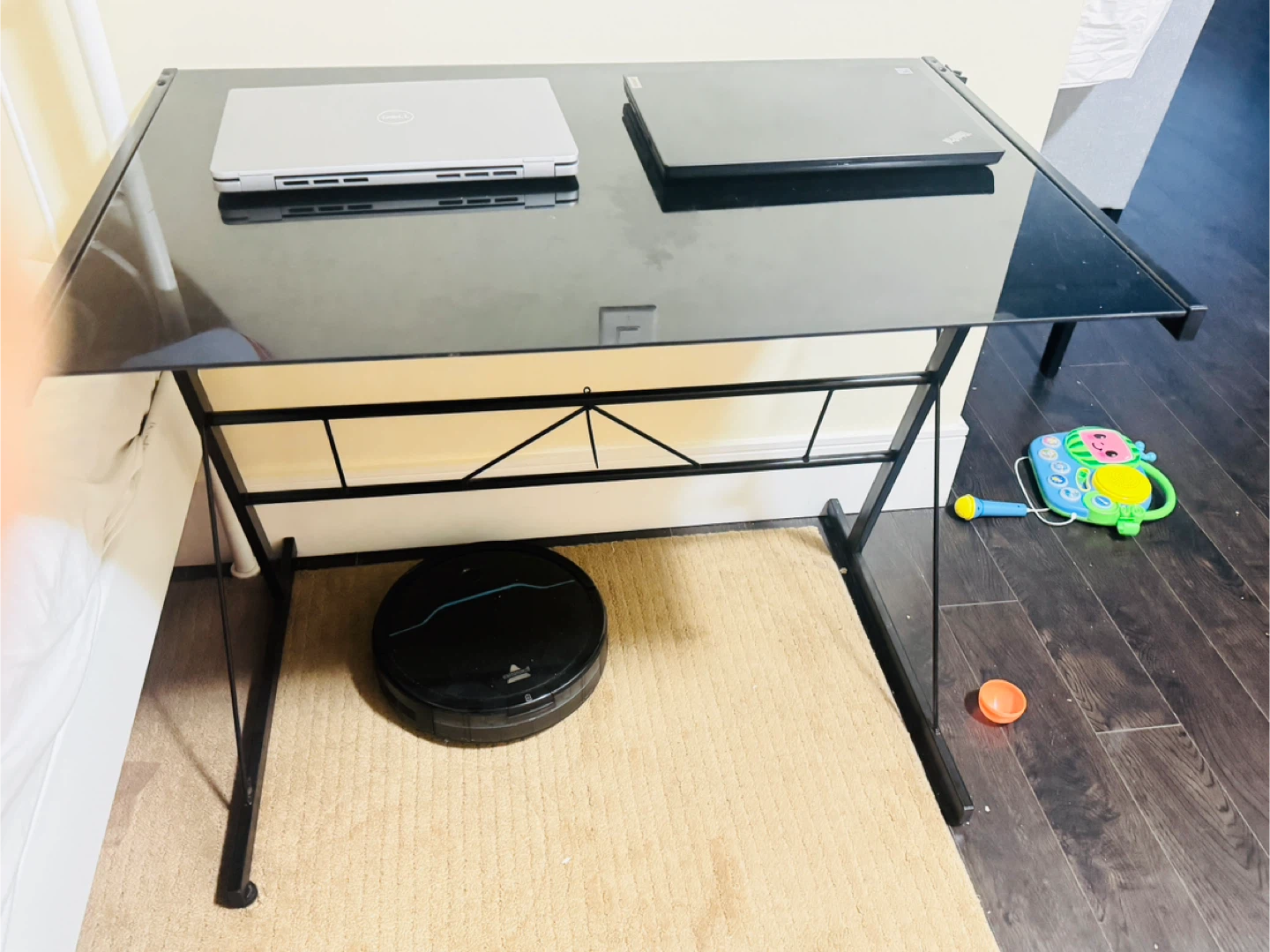 Glass gaming Desk