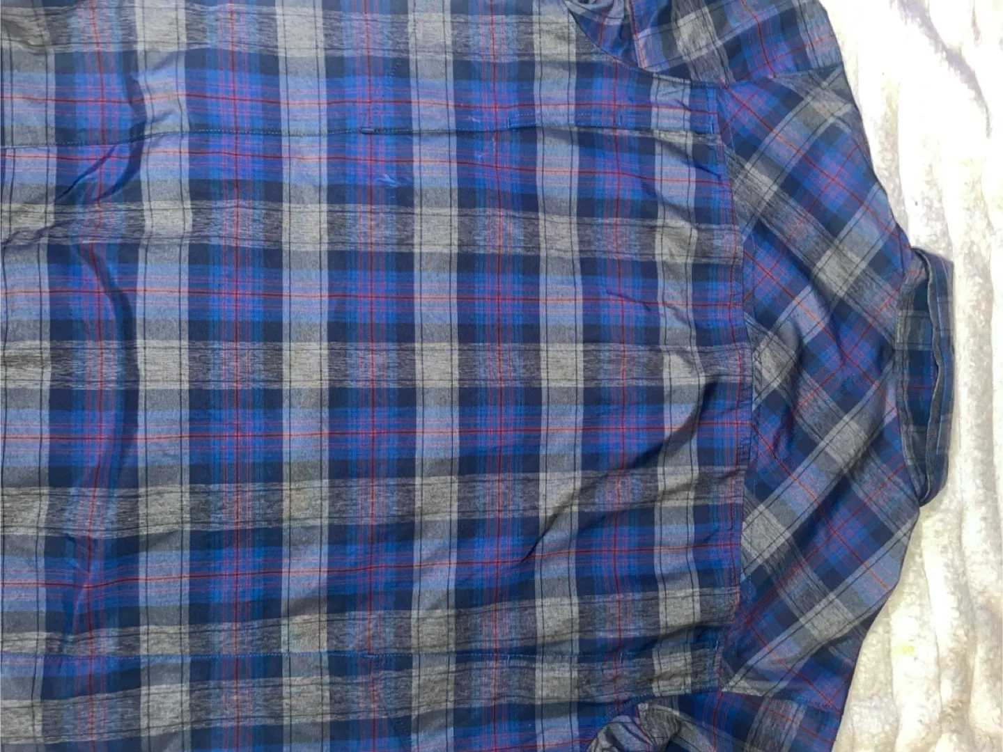 Columbia Plaid Shirt - Size S image indicator(7)