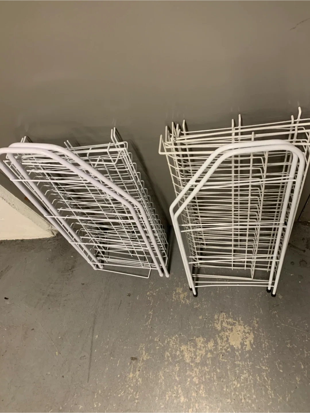 2 White Wire Shoe Racks image indicator(7)