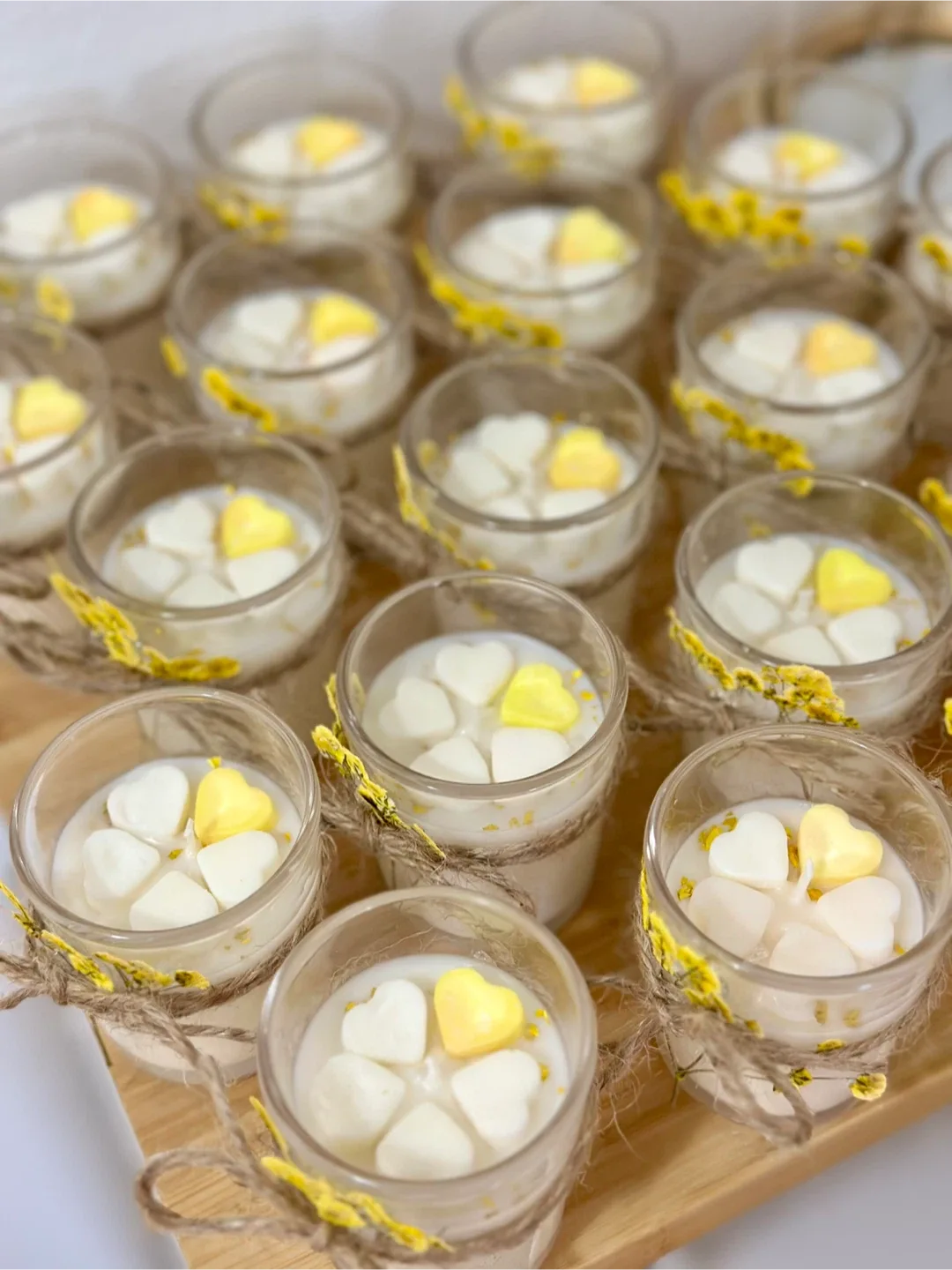 5Pcs, Small Handmade Candles - Yellow Floral & Jute image indicator(4)