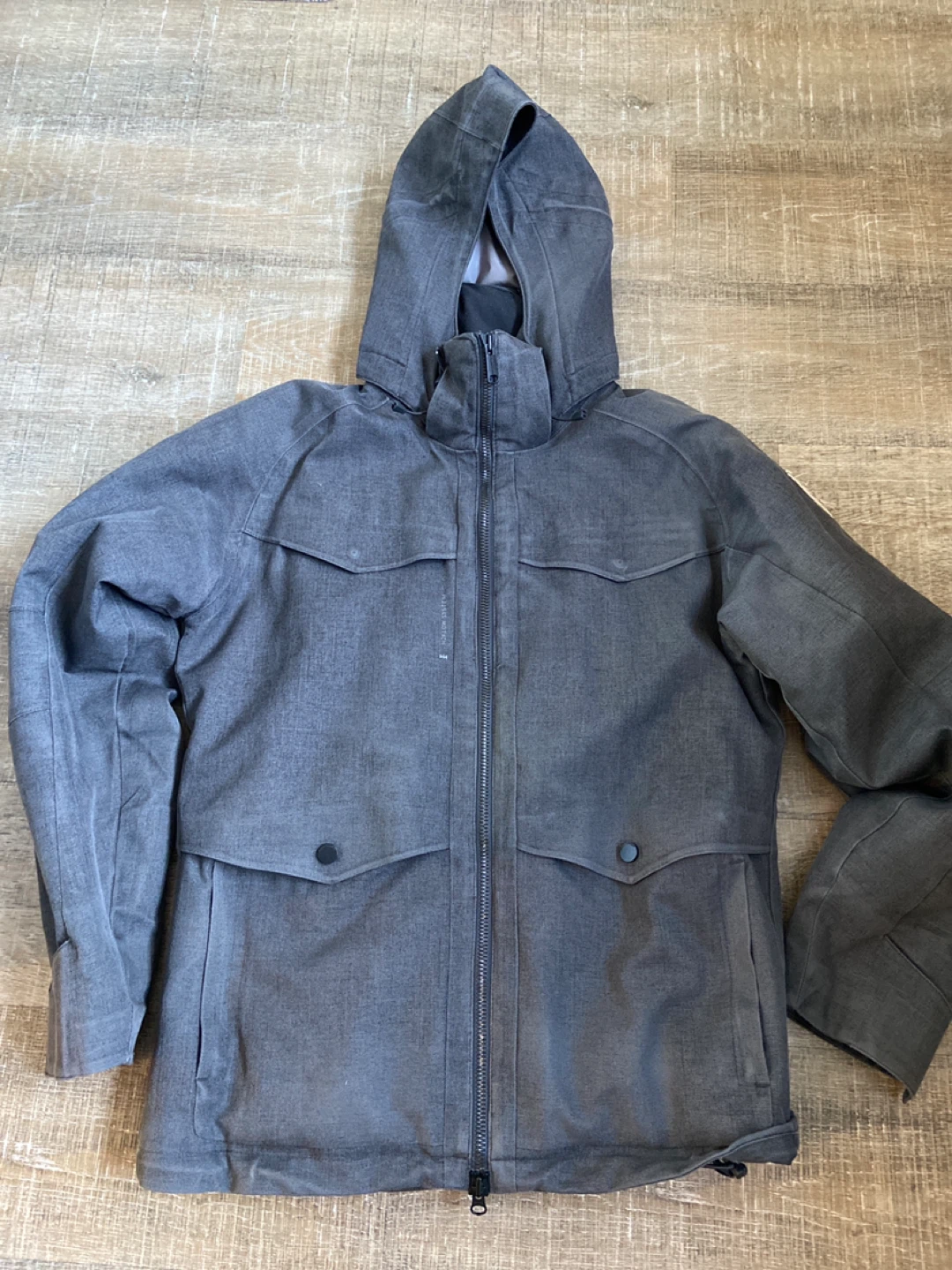 Helly Hansen Grey Jacket - Size M