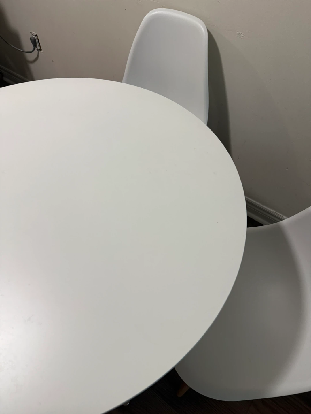 Round White Dining Table with 4 Chairs - photo 4