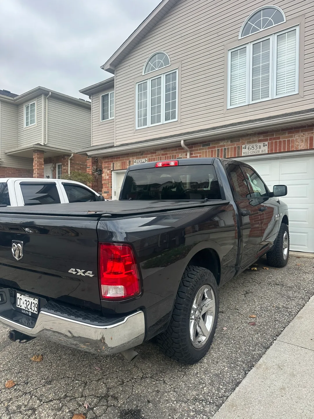 Dodge Ram 1500 Truck image indicator(4)