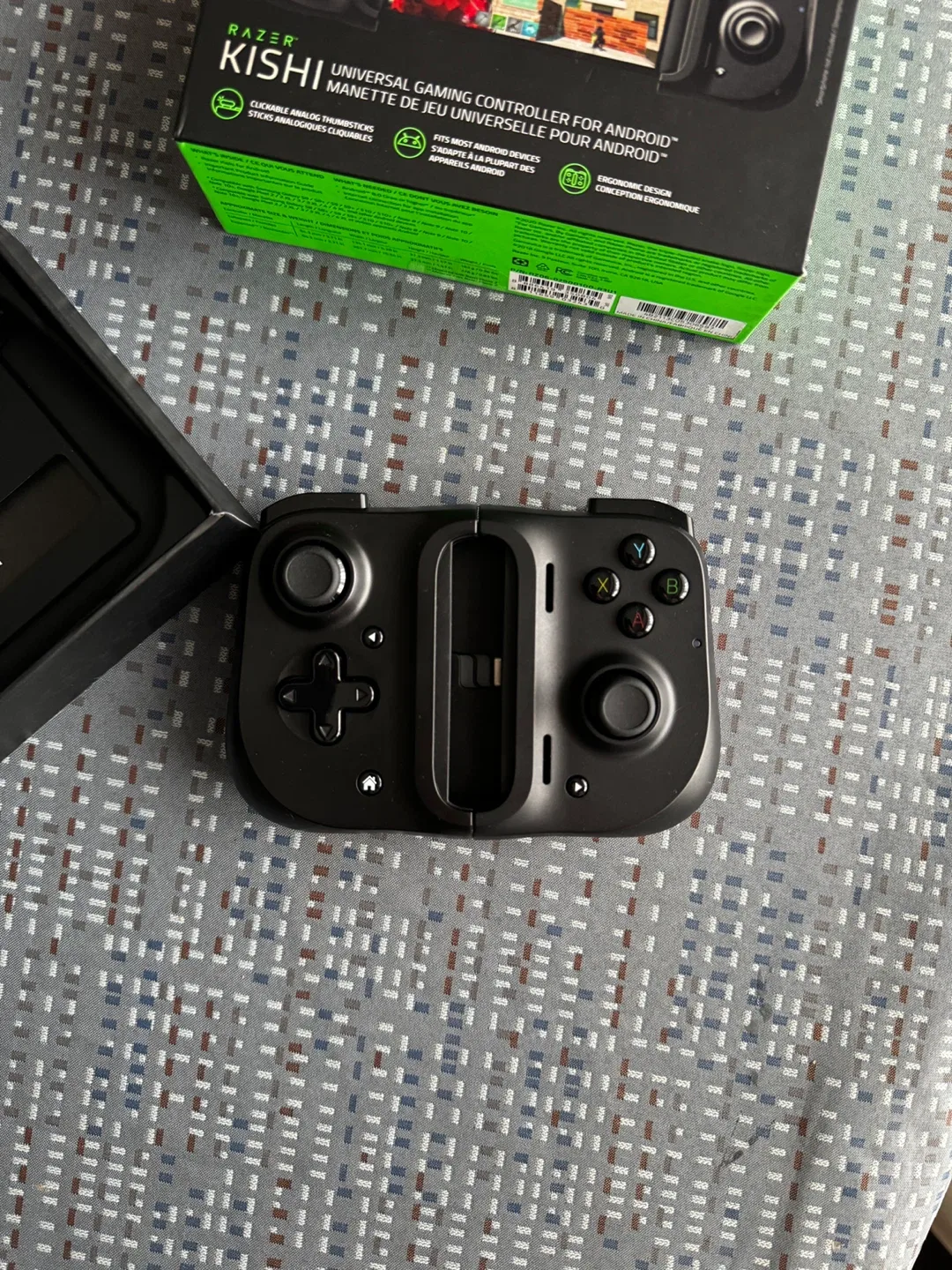 Razer Kishi Universal Gaming Controller USB C for Android image indicator(2)