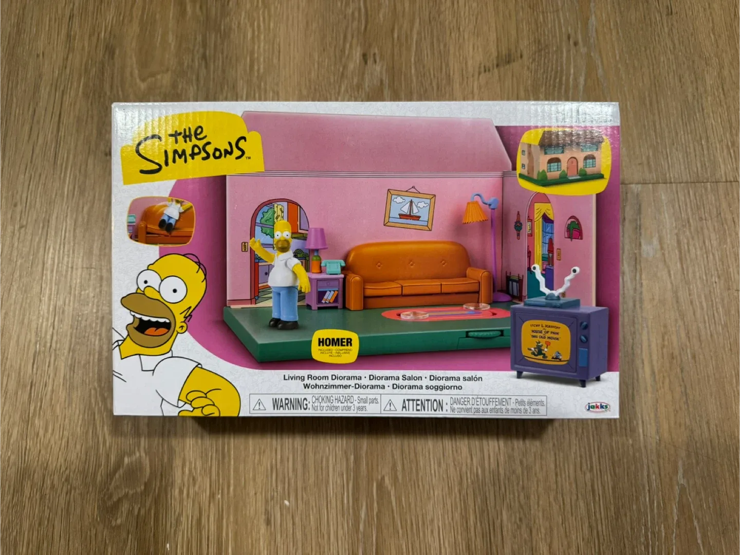 The Simpsons - Homer and The Living Room Diorama