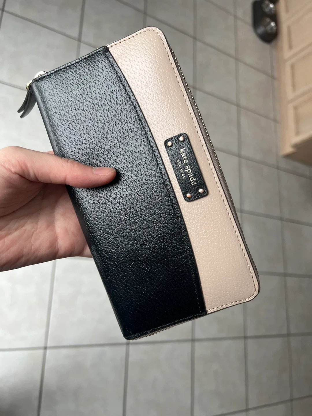Like new Kate Spade Black & Beige Wallet thumbnail