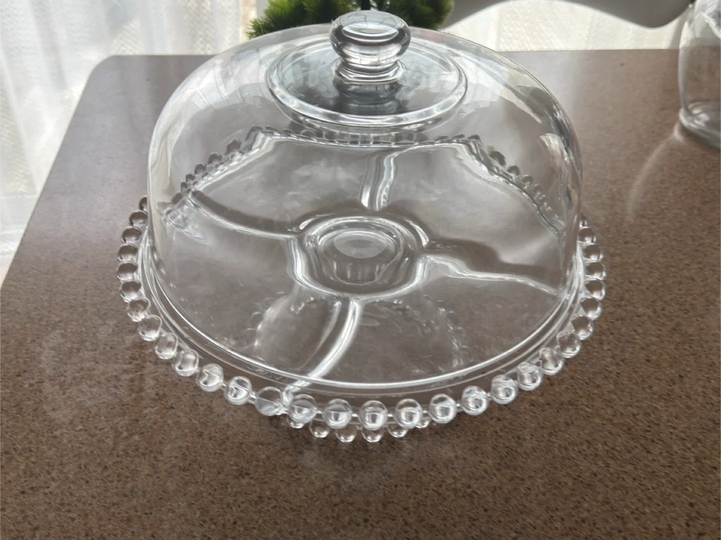 Glass Cake Stand with Dome Lid image indicator(2)