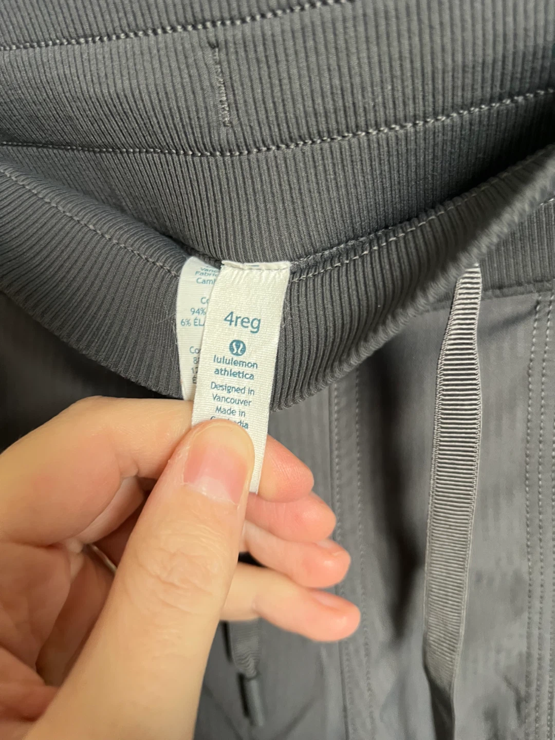 Lululemon full length dance studio pants - Size 4 - photo 3