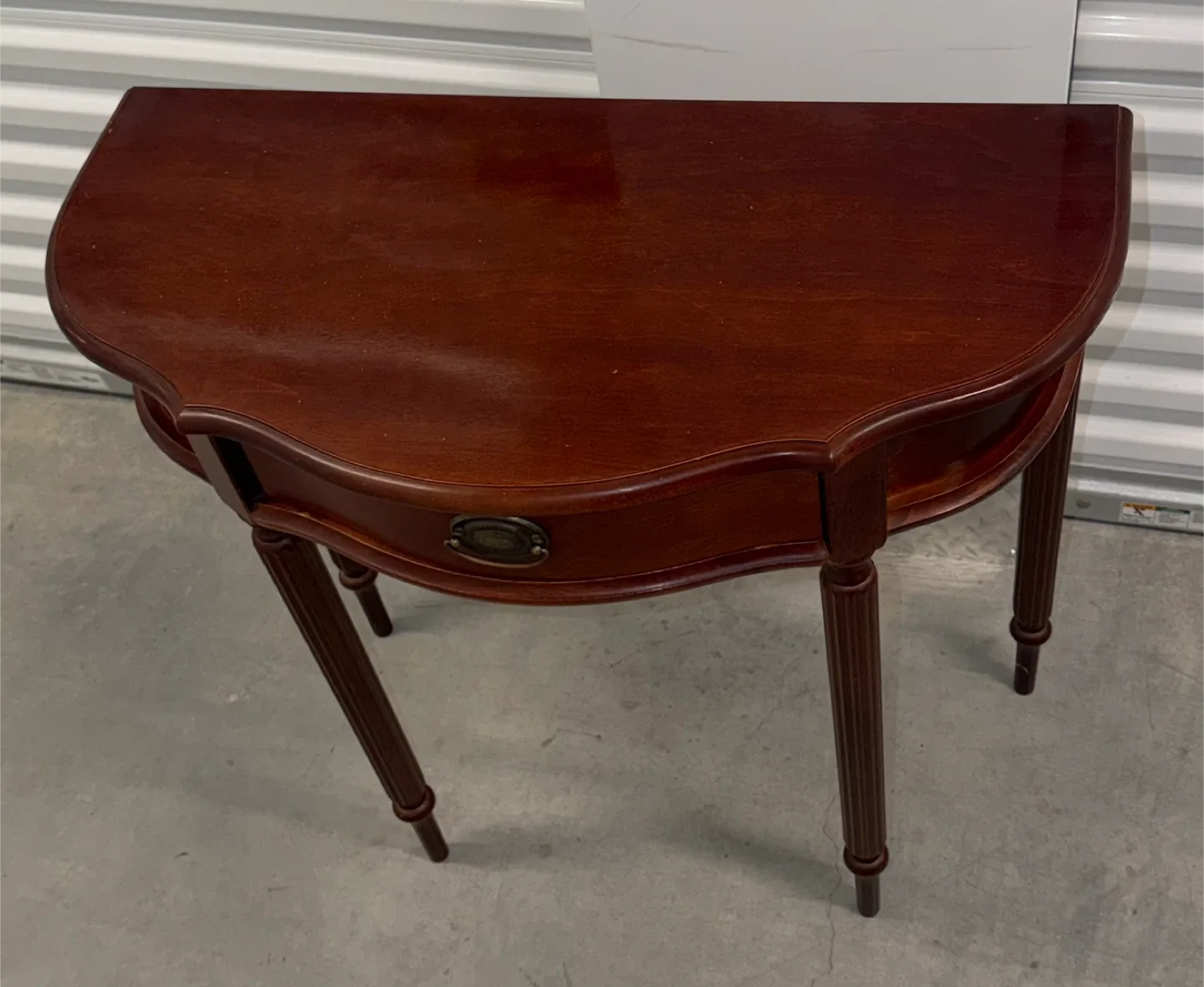 Dark Wood Half-Moon Console Table image indicator(3)