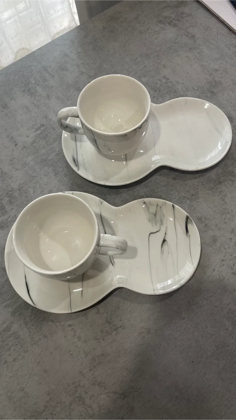 Entertain Stuff Marble Porcelain Cup & Saucer Set image indicator(3)