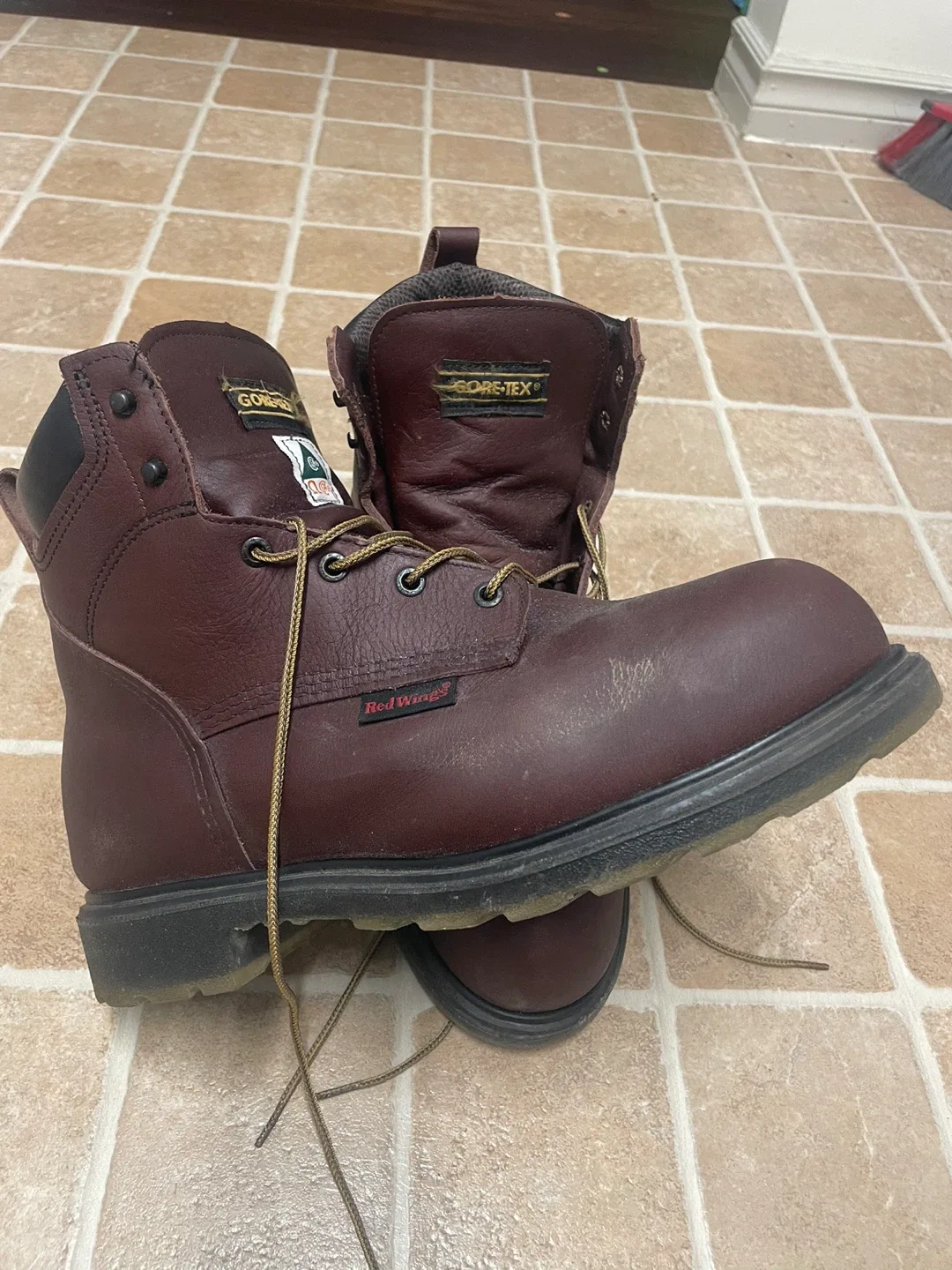 Red Wing Gore-Tex Leather Work Boots image indicator(4)