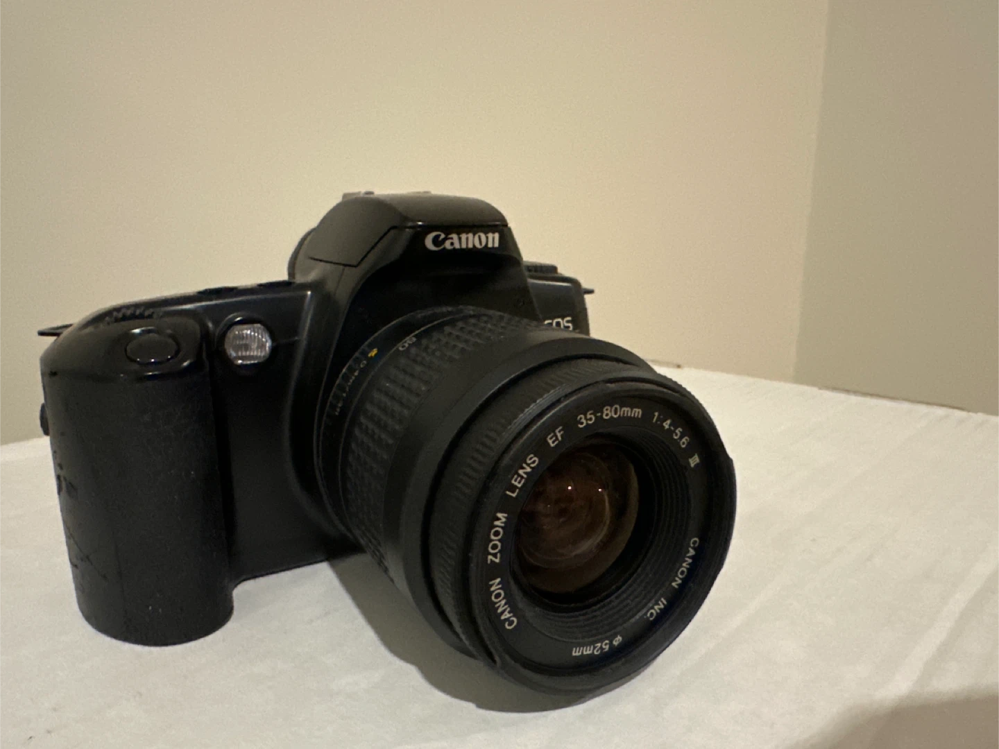 Canon EOS Rebel XS 35-80mm Lens - photo 2