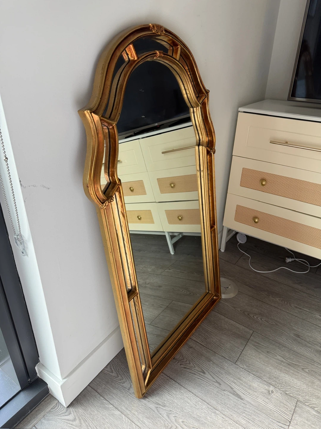 Antique gold mirror - beautiful piece! - photo 2