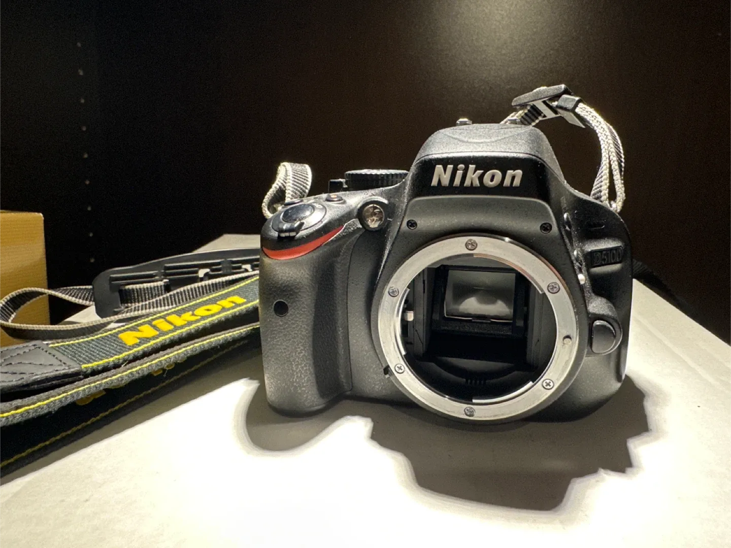 Nikon D5100 Digital Camera image indicator(2)