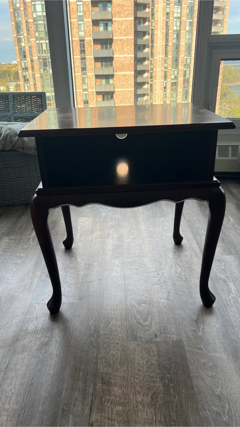 Dark Wood End Table image indicator(2)