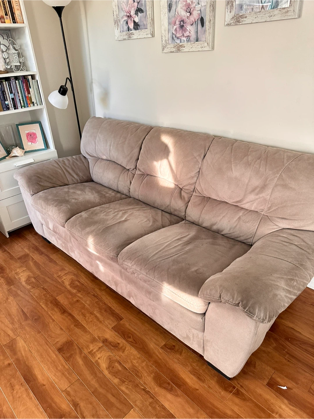 Beige Sofa & Loveseat - Great Condition! - photo 2