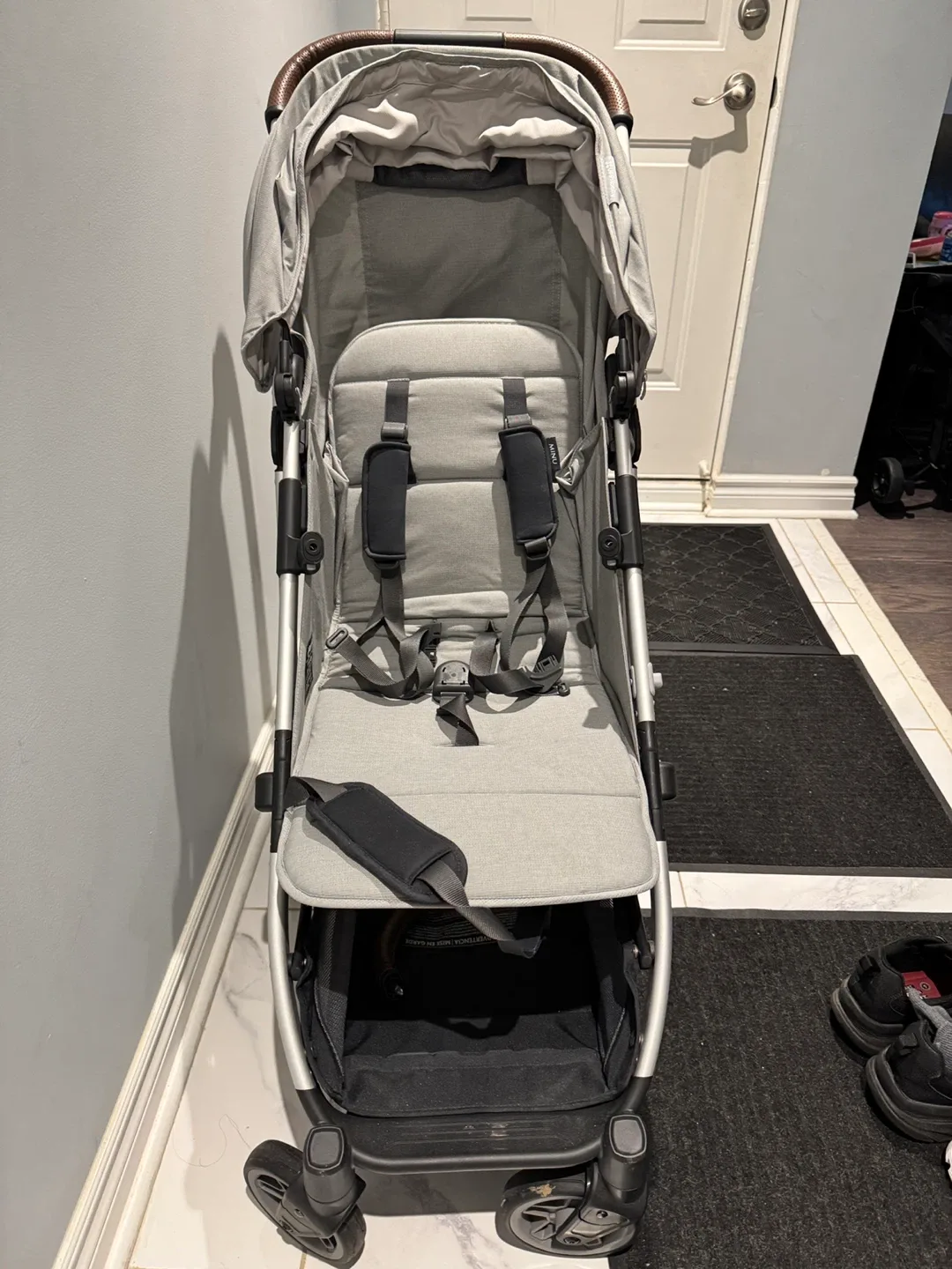 UPPAbaby Minu Stroller - Grey image indicator(3)