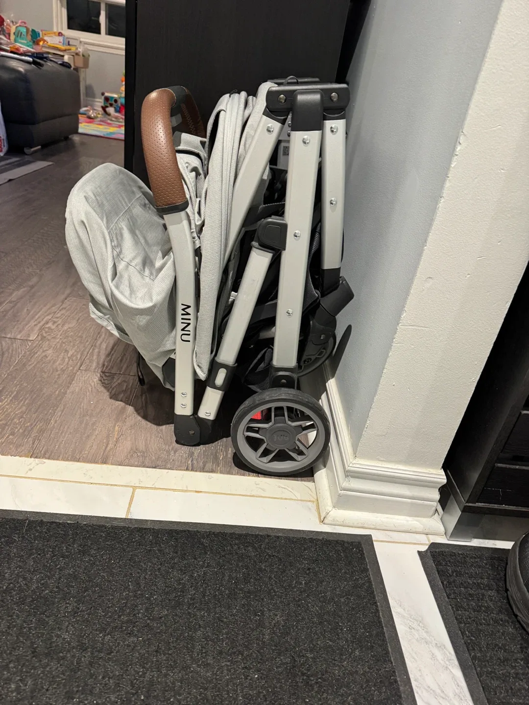 UPPAbaby Minu Stroller - Grey image indicator(7)