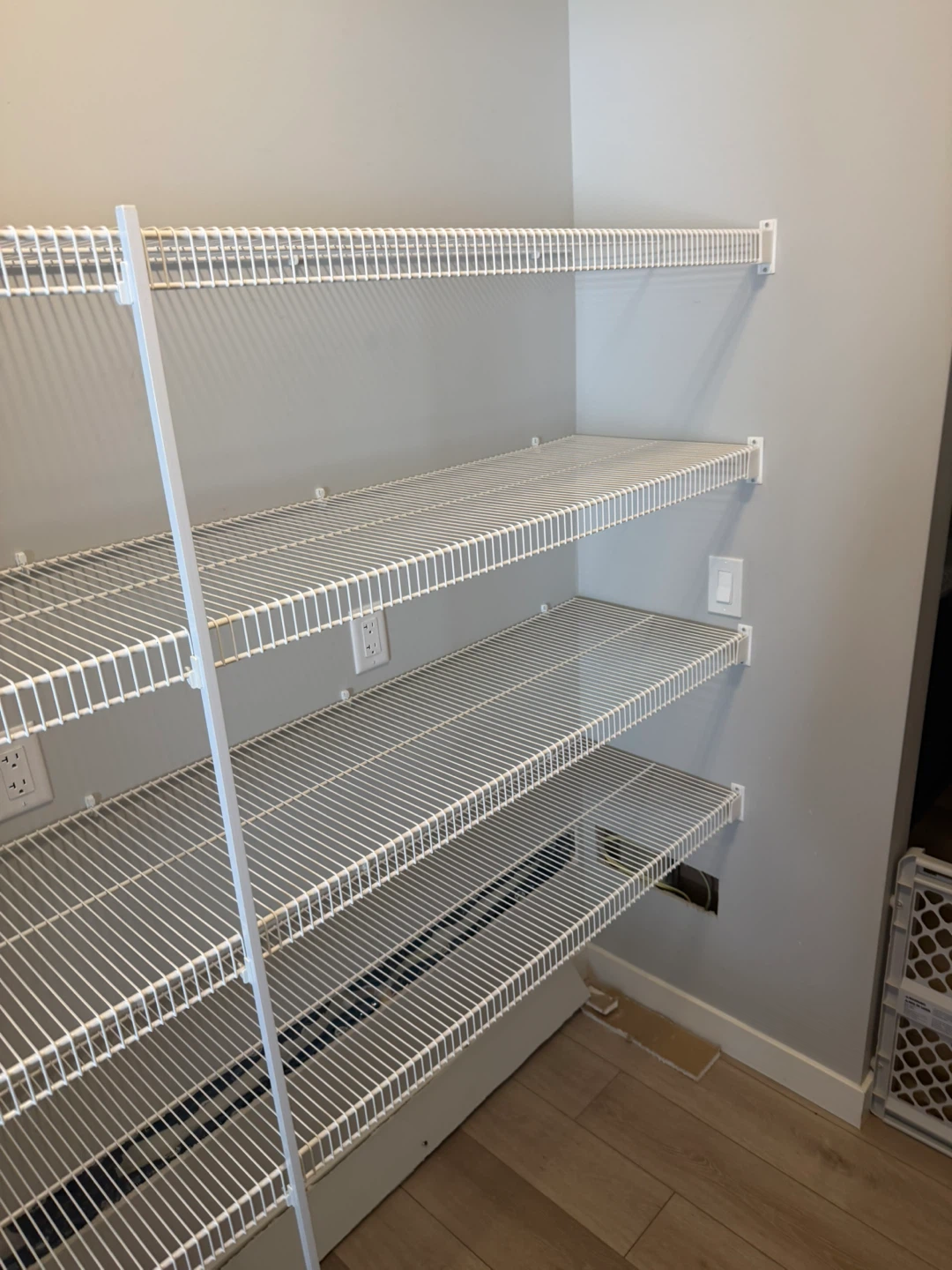 Wire shelving - photo 2
