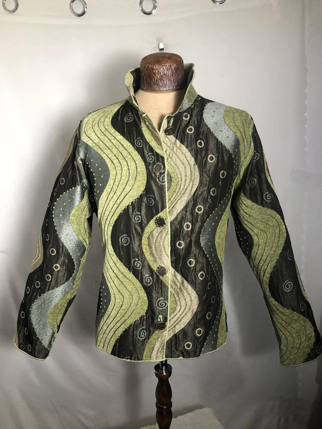 Women’s Green, Silver, Grey Reversible Jacket. Size Large.