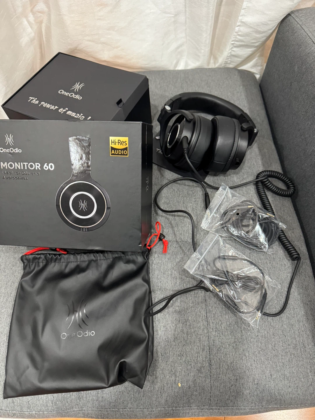 OneOdio Monitor 60 Over-Ear Headphones