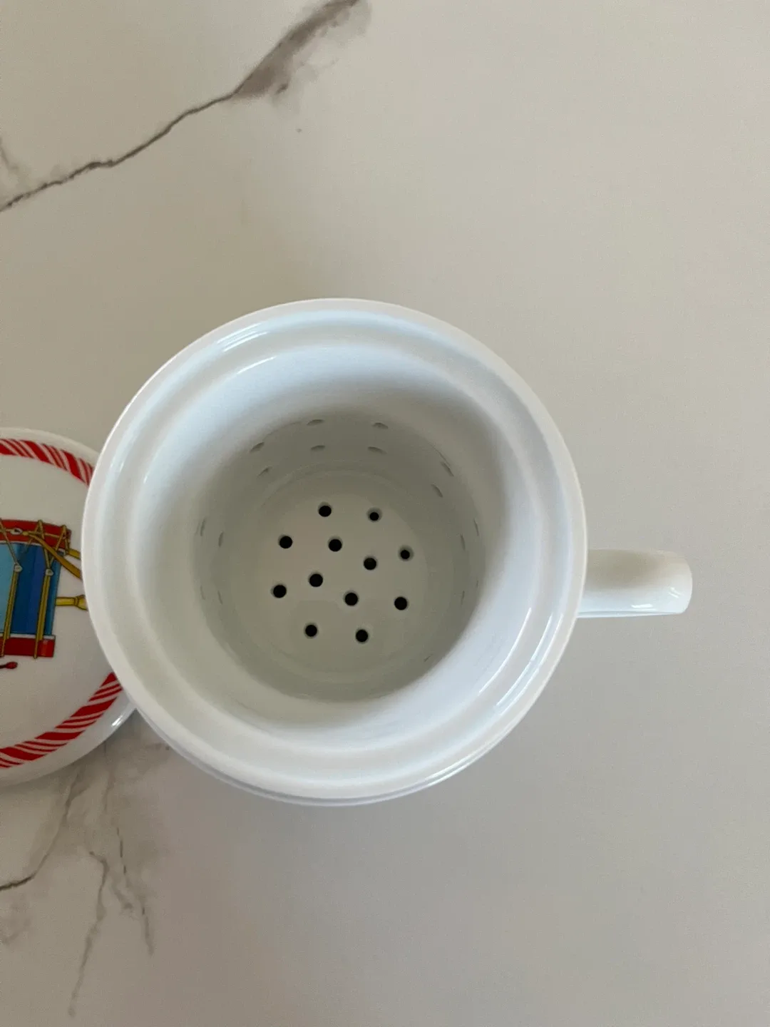 Nutcracker Tea Mug with Lid image indicator(6)