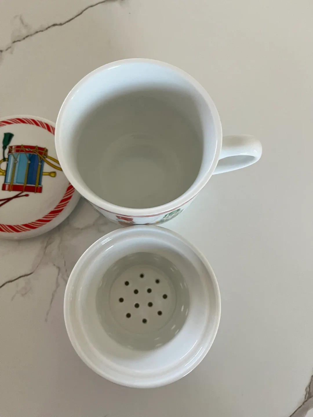 Nutcracker Tea Mug with Lid image indicator(7)