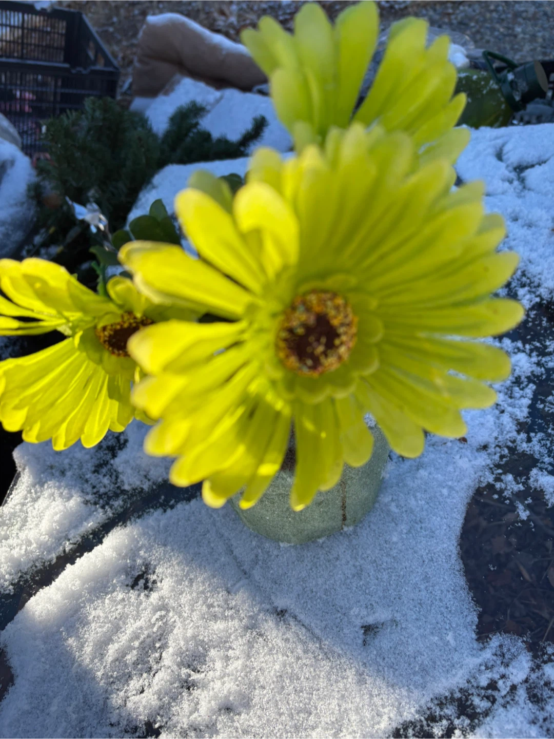 Plastic flower - photo 2