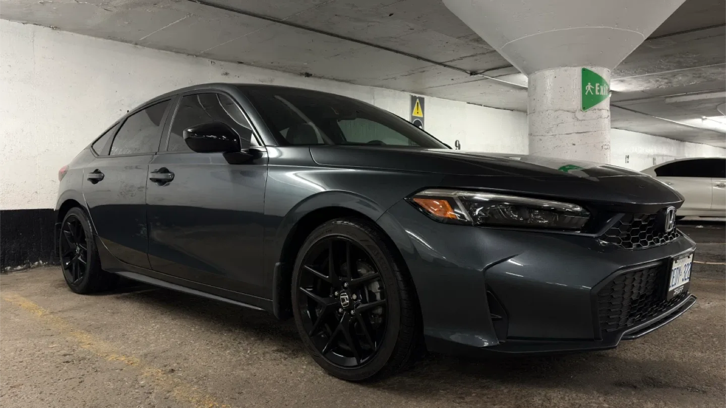 Goodyear Assurance Finesse All Season Tire 235/40R18 image indicator(6)