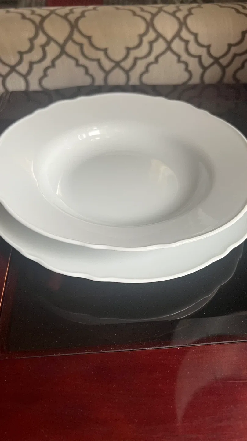 White Ceramic Plates - Set of 12 image indicator(2)