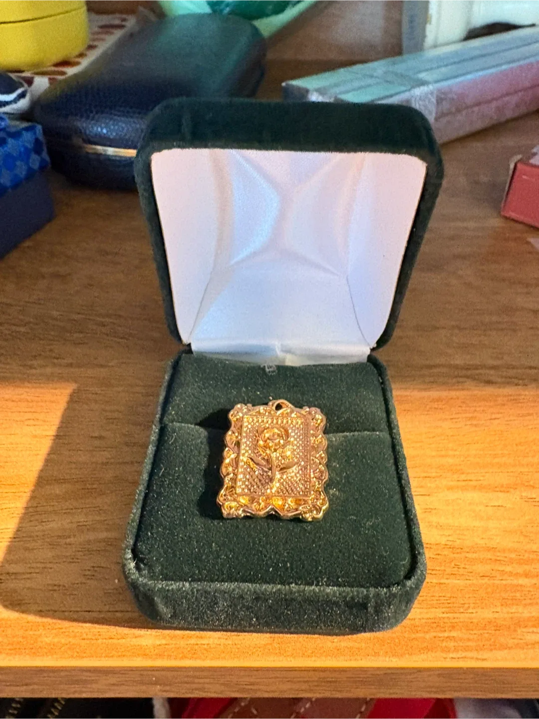 14k Gold  Pendant thumbnail