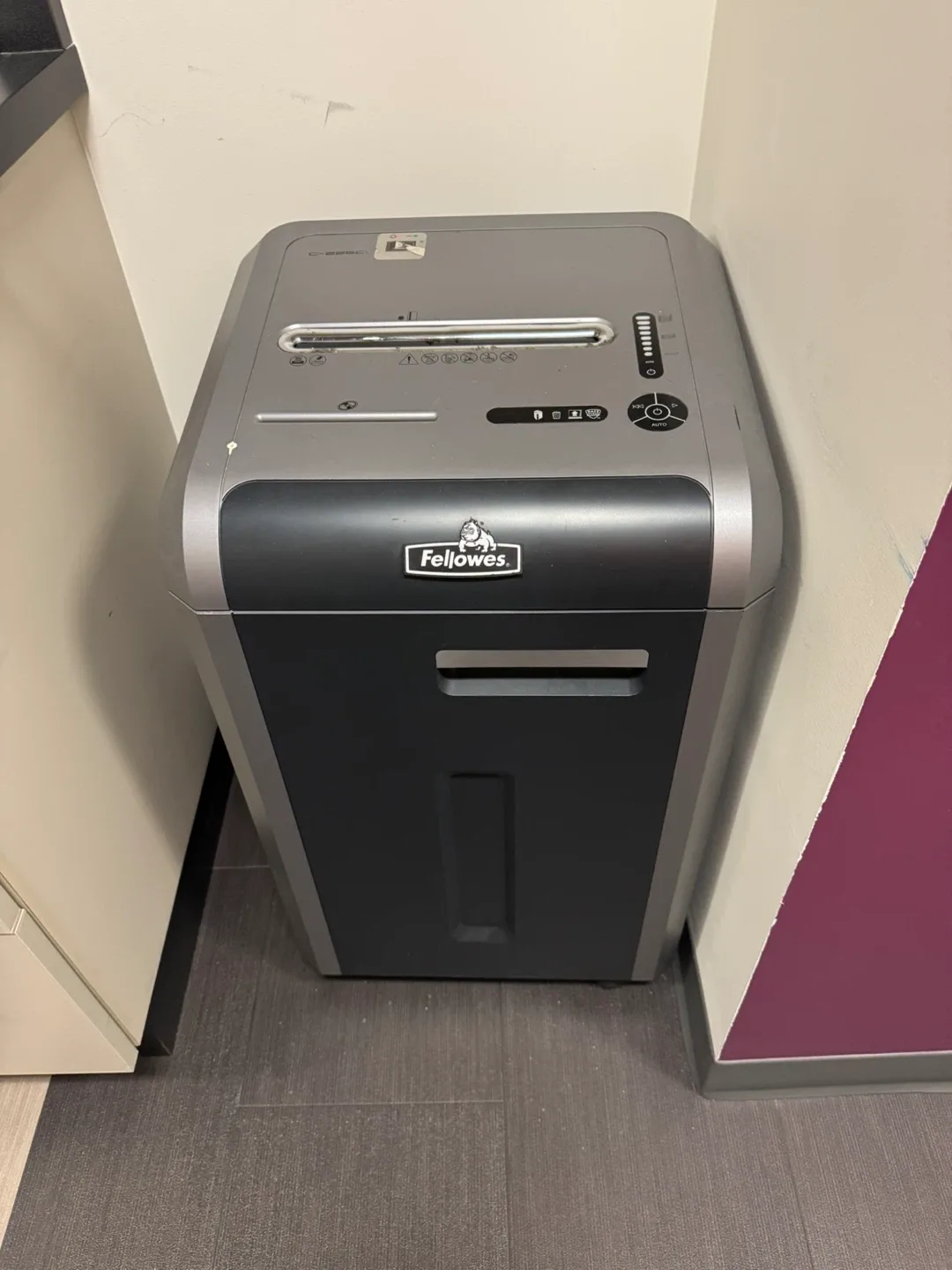Free Fellowes C-225Ci Paper Shredder