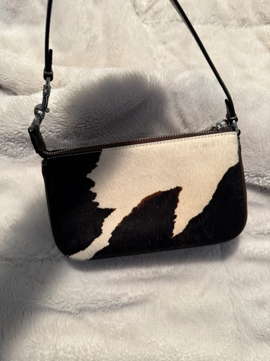 Coach Cow print purse image indicator(3)