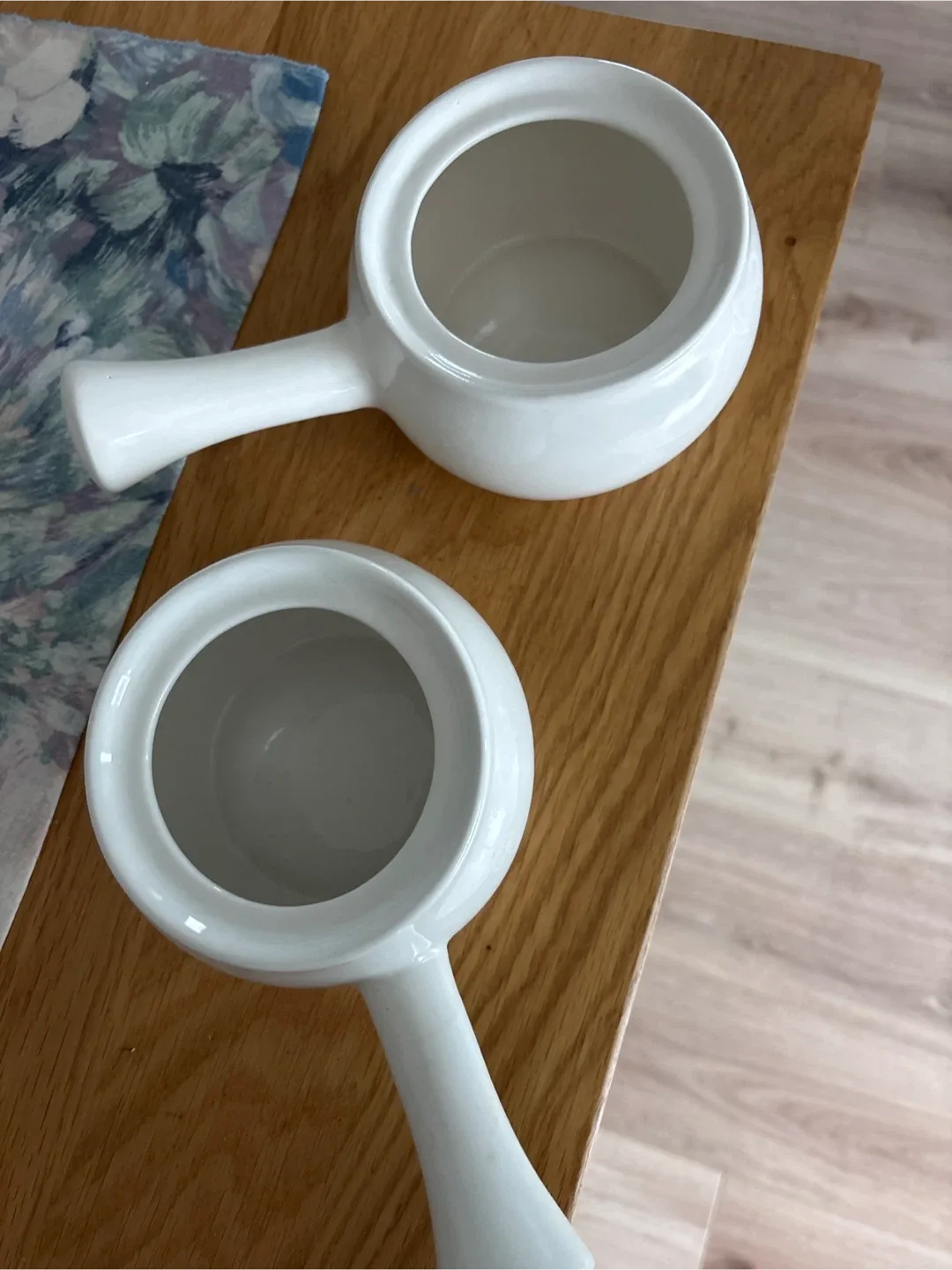 French onion soup bowls image indicator(2)