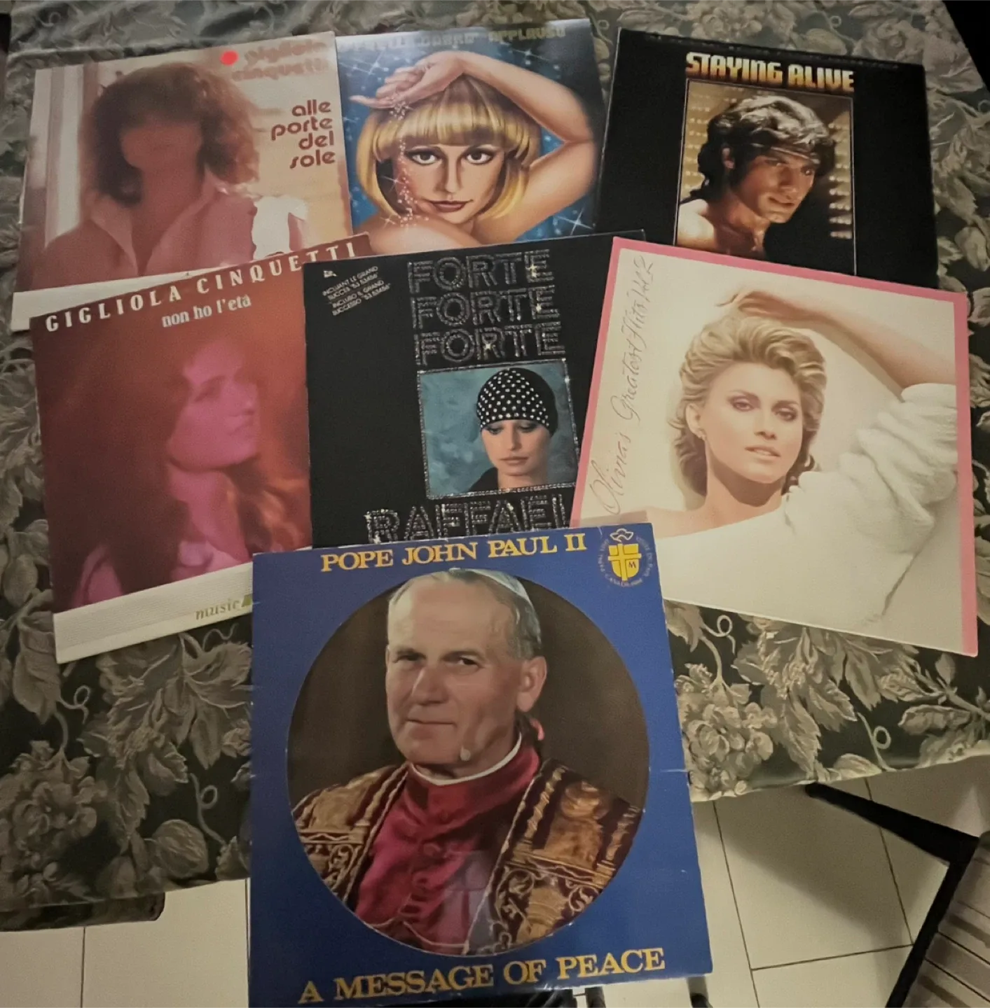 Italian flare with nostalgic songs that we love