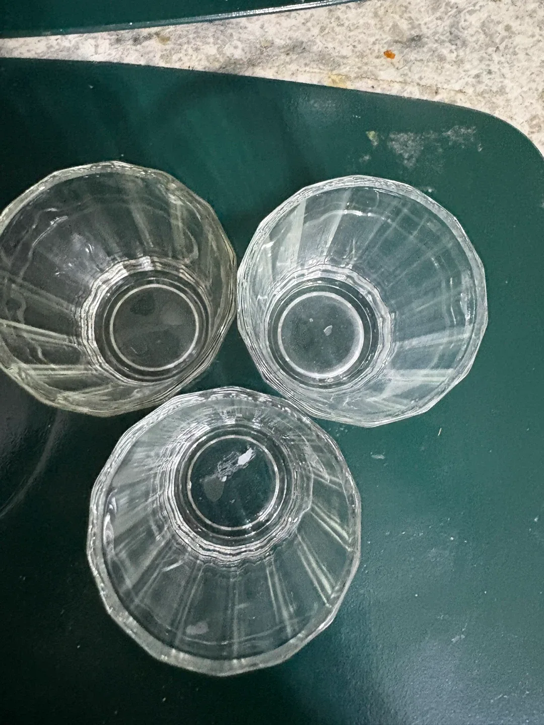 Set of 3 Small Glass Bowls image indicator(3)