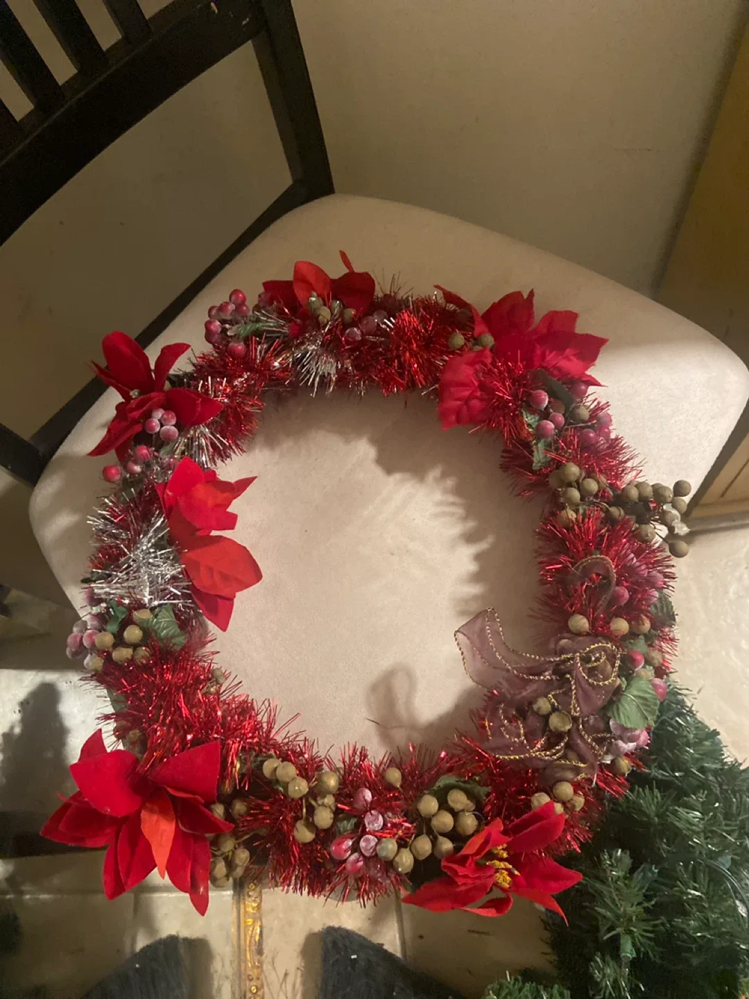 Pre-lit Artificial Christmas Tree and more image indicator(2)