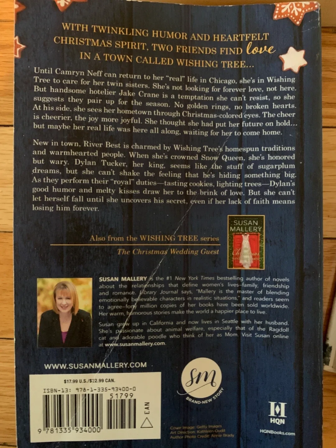 Romance/Christmas novels image indicator(4)