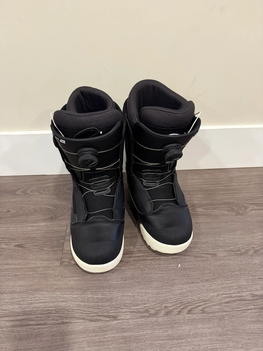 Vans Aura Pro Snowboard Boots - Size 11 men