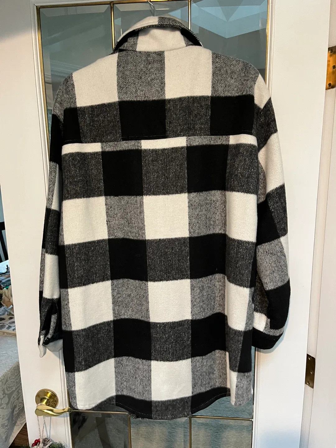 Love Tree Black & White Plaid Shacket - Size S image indicator(2)