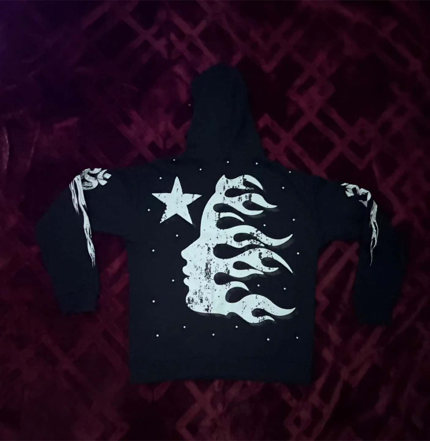 ⚠️HELLSTAR HOODIE⚠️ (SIZE M) image indicator(3)