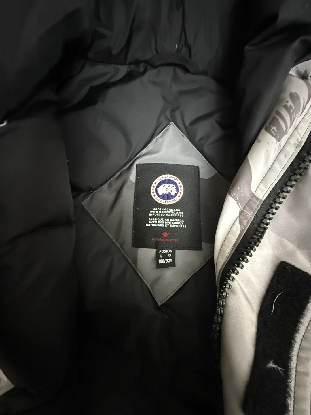 Canada Goose Expedition Parka - Size L image indicator(3)