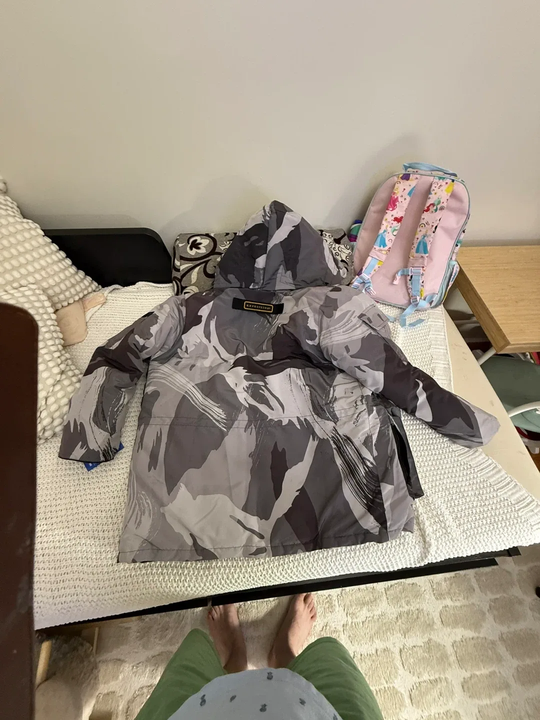 Canada Goose Expedition Parka - Size L image indicator(5)