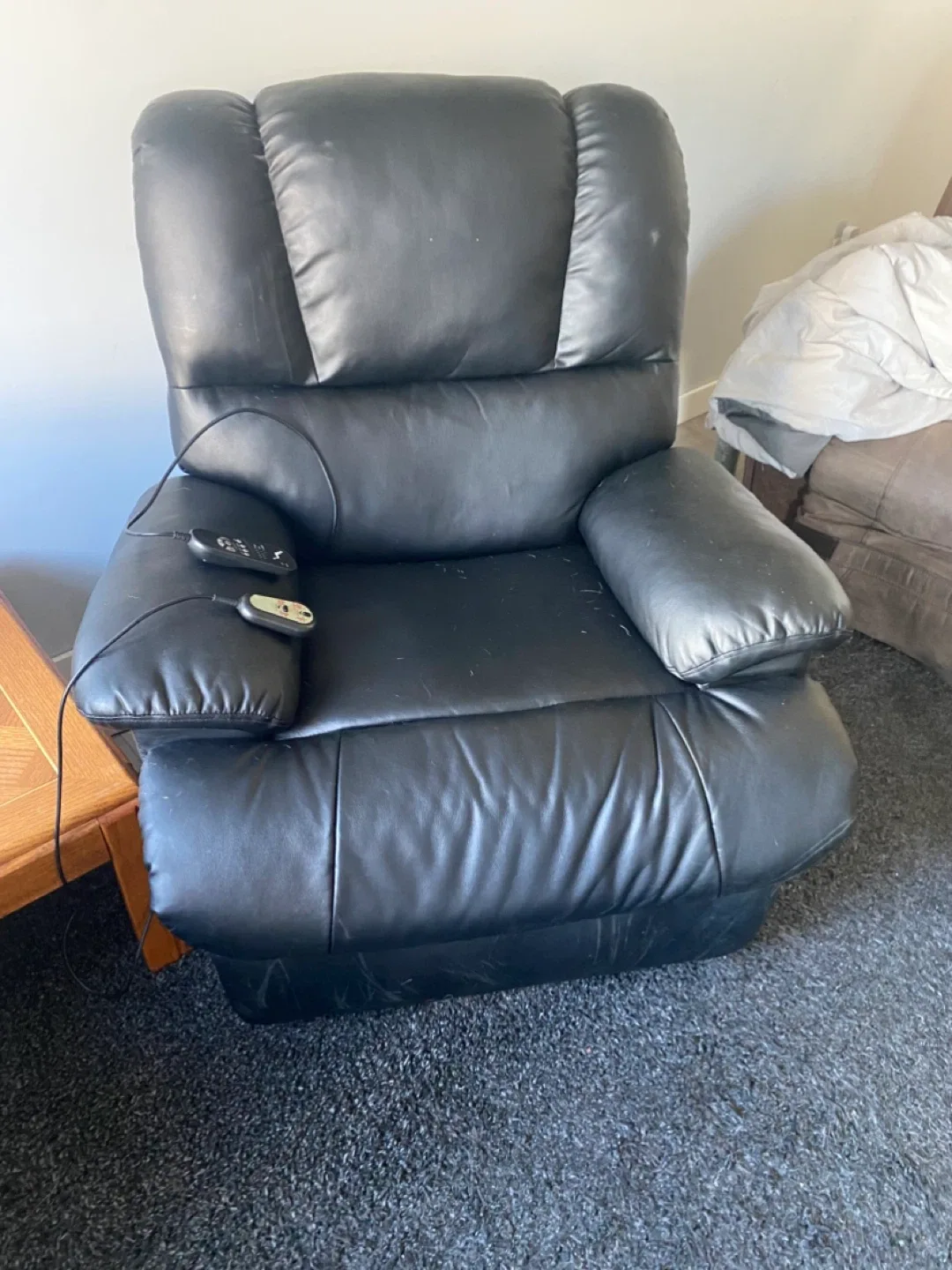 Black Leather Electric Massage Recliner Chair image indicator(5)